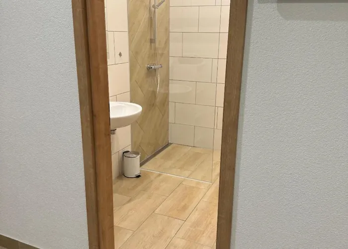 Zeitler Apartment Treuen